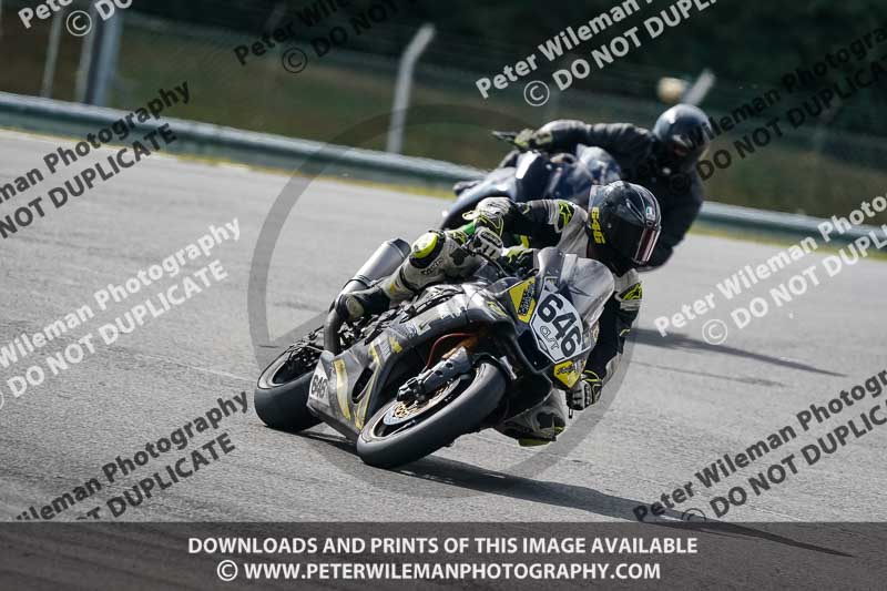 donington no limits trackday;donington park photographs;donington trackday photographs;no limits trackdays;peter wileman photography;trackday digital images;trackday photos